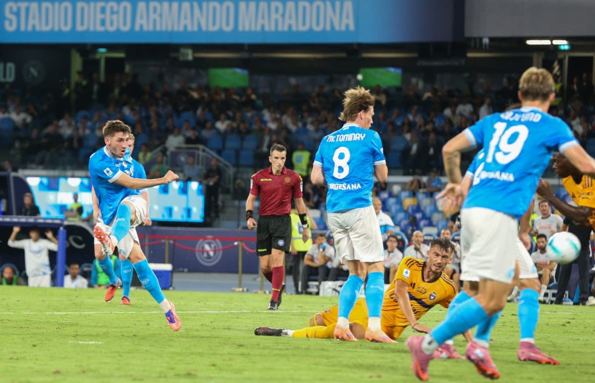 Napoli player kicking the ball during match
