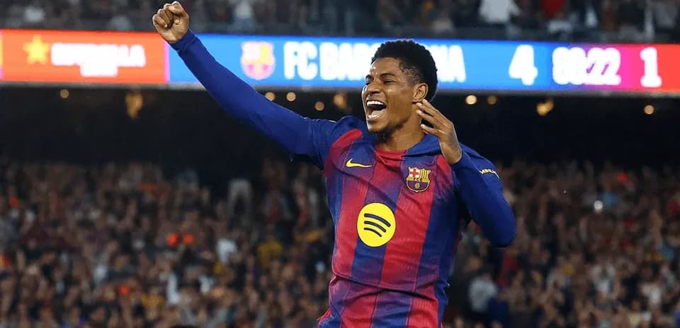 Player celebrating a goal during FC Barcelona match
