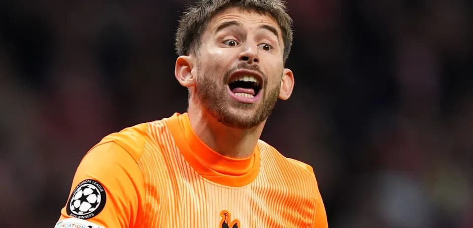 Goalkeeper shouting during a Champions League match