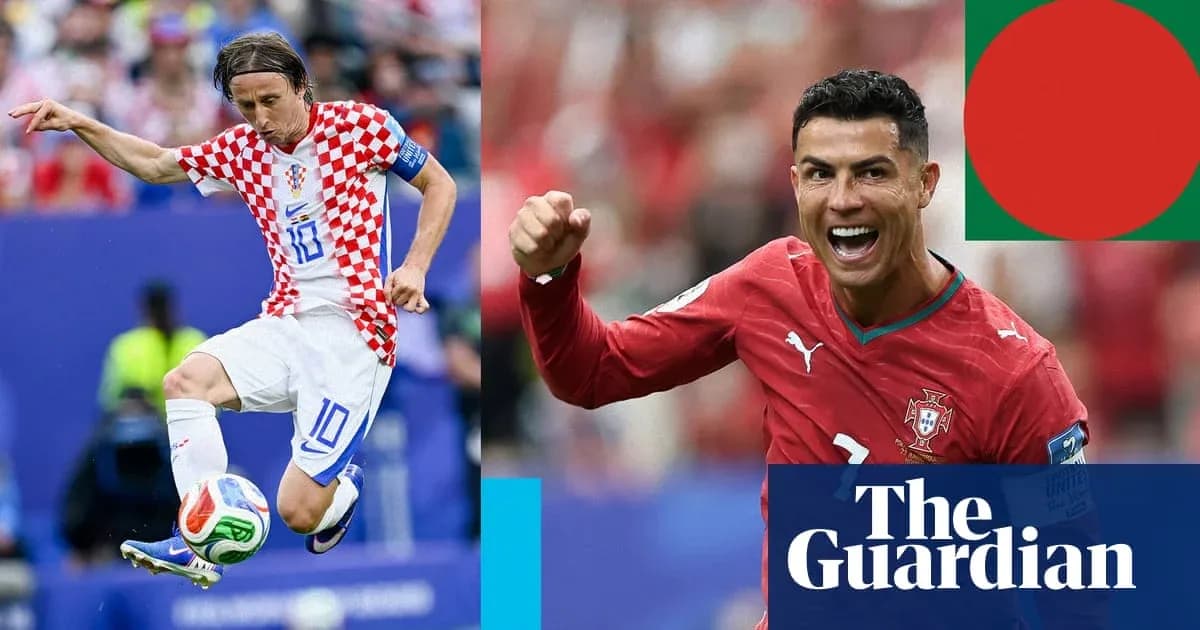 Luka Modric and Cristiano Ronaldo celebrating during match
