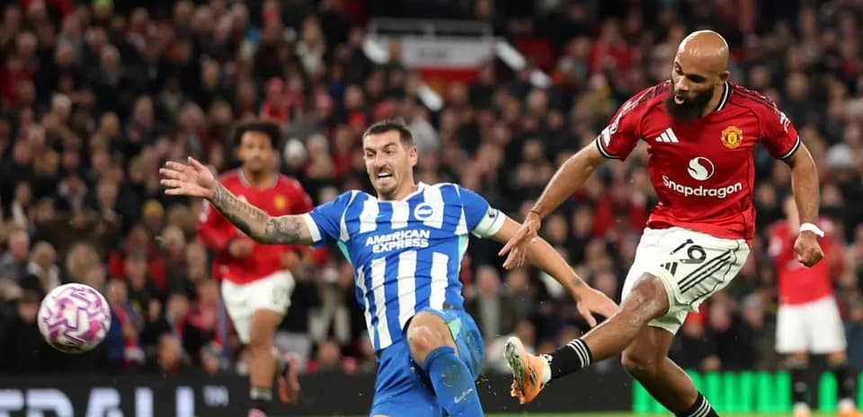 Brighton player tackles Manchester United forward