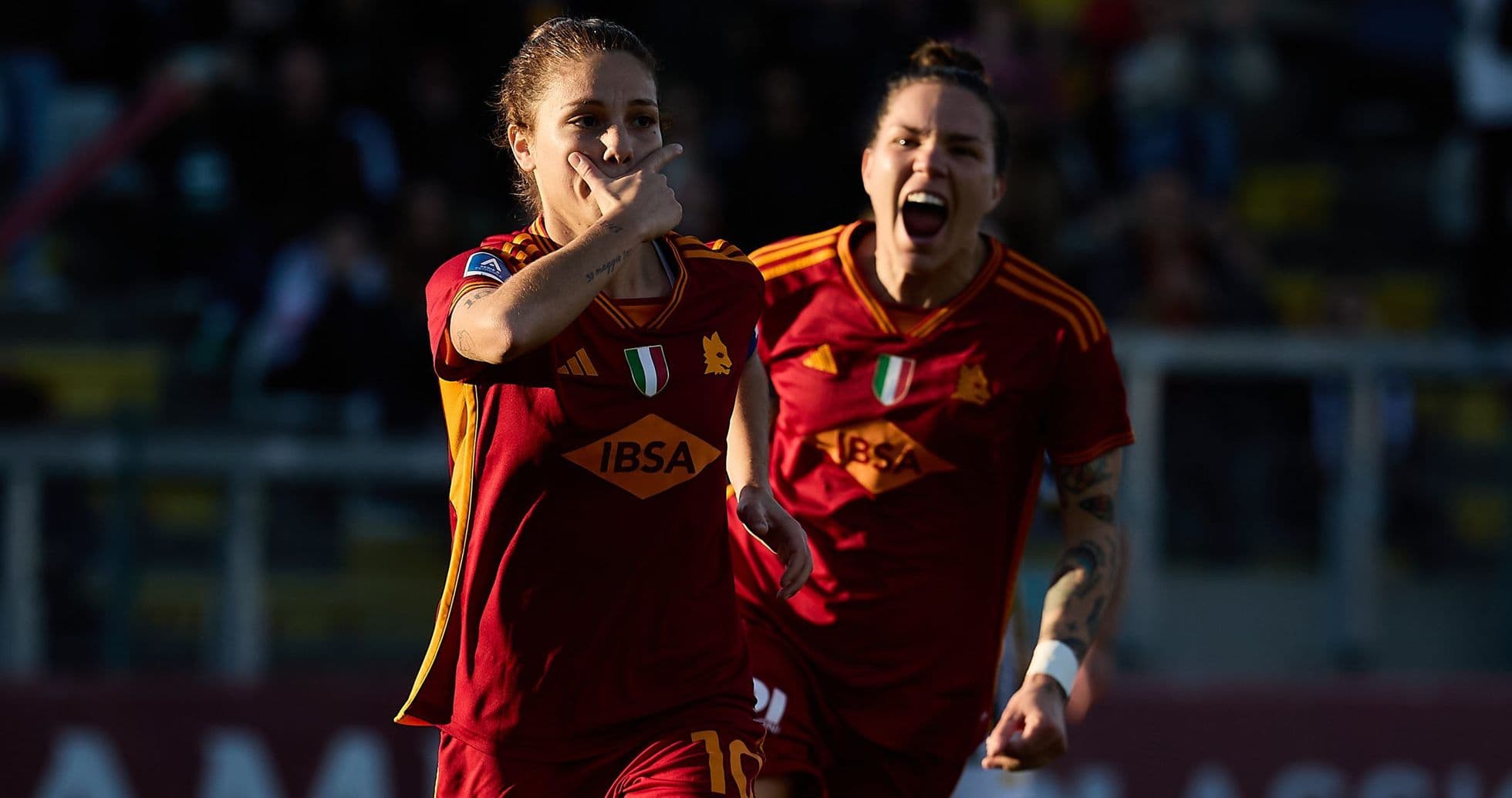Roma W players celebrating a goal during match