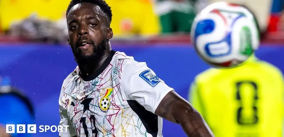 Player from Ghana controlling the ball during match