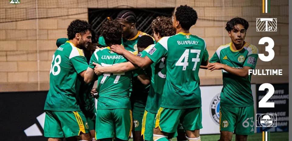 Portland Timbers II celebrating victory over Ventura County