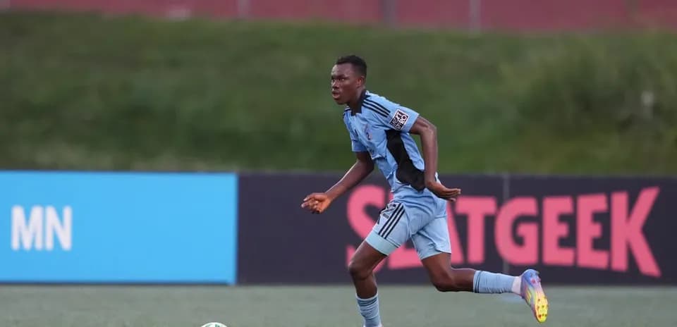 Player running with the ball during match
