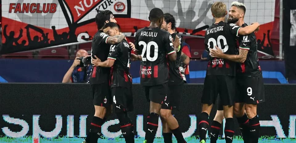 AC Milan players celebrating a goal