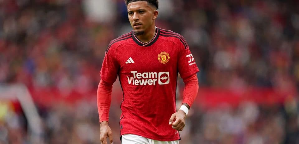 Player in Manchester United kit during match