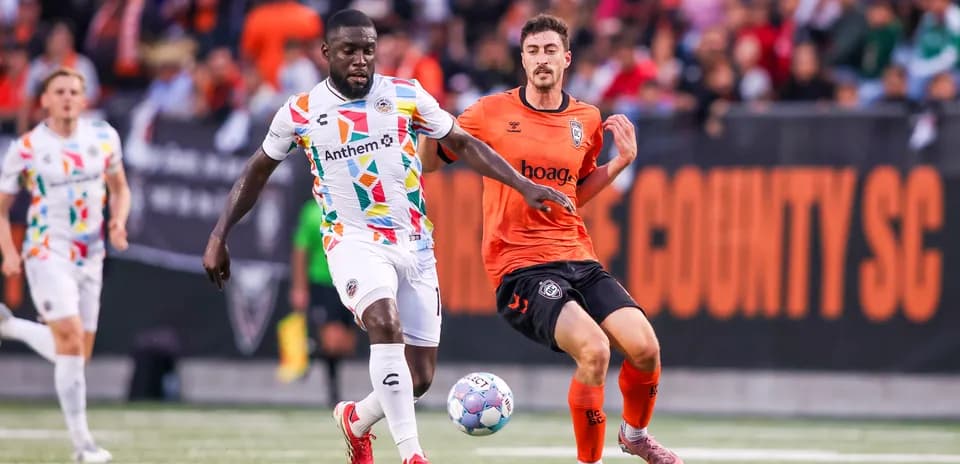 Player sprinting during Oakland Roots match