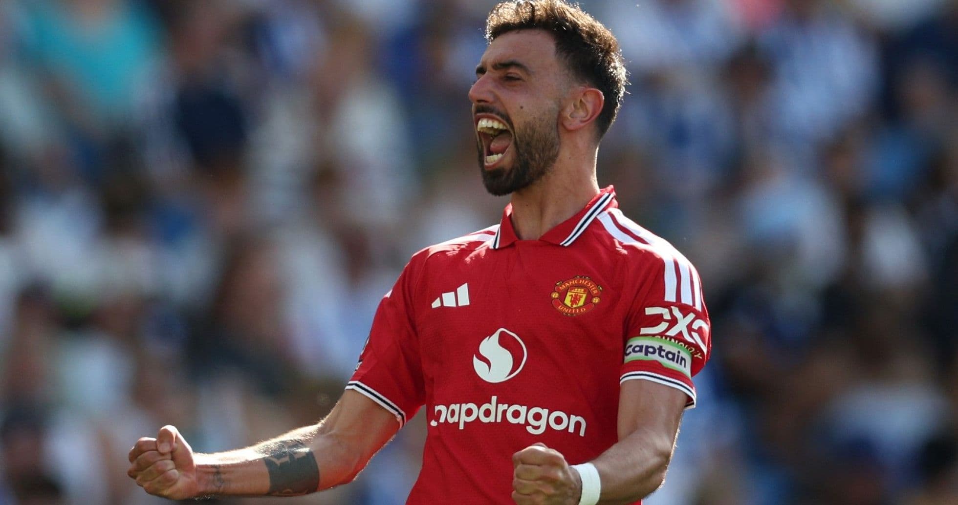 Manchester United Firm on Keeping Bruno Fernandes Amid Interest from Galatasaray and Italian Clubs