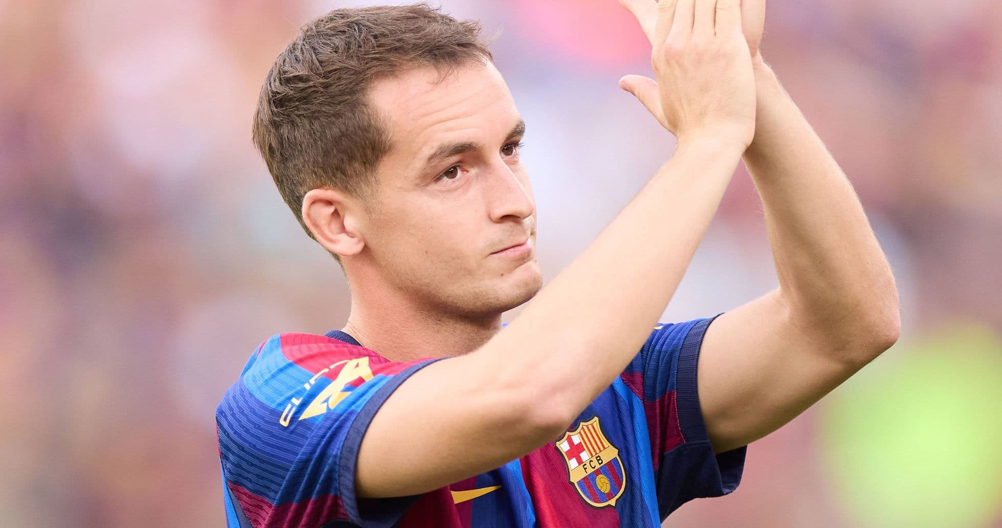 Deportivo A Coruna Acquire Barcelona Midfielder Marc Casado on Season-Long Loan with Option to Buy