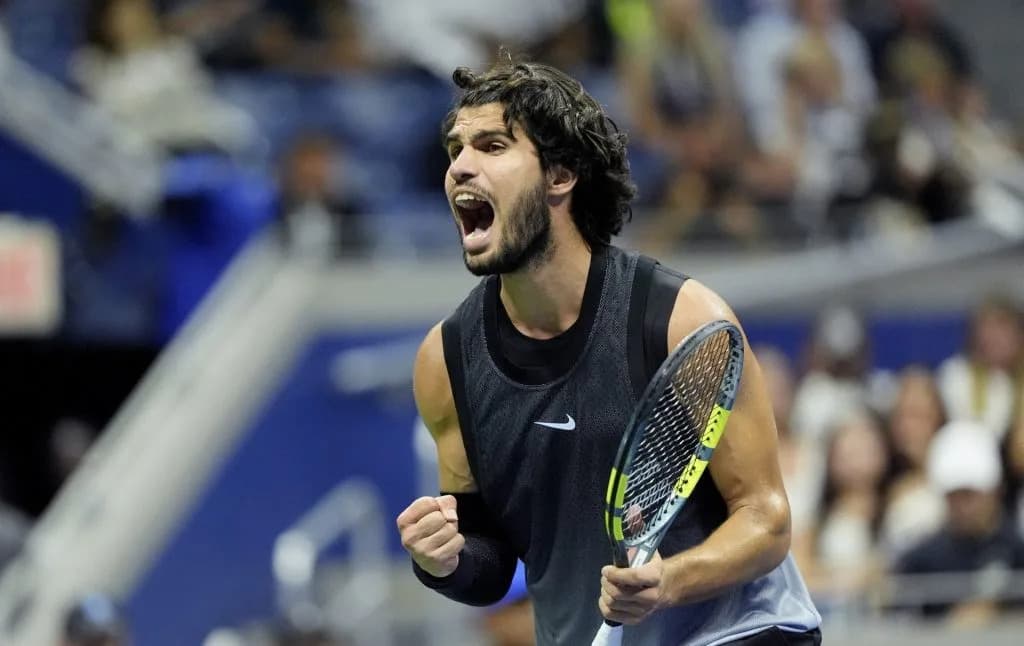 Carlos Alcaraz Urges Tennis Organizers to Stop Matches Finishing in the Early Morning
