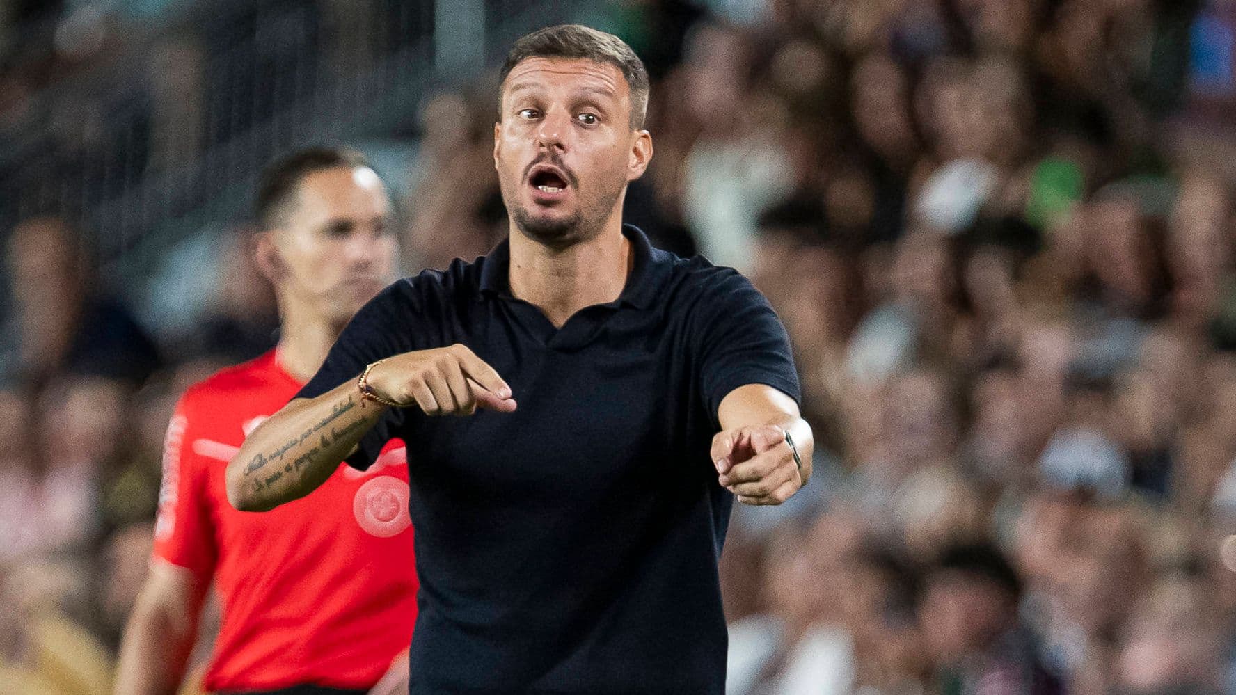 Martin Anselmi Reveals Ambitious Possession Strategy for Elche Against Real Madrid