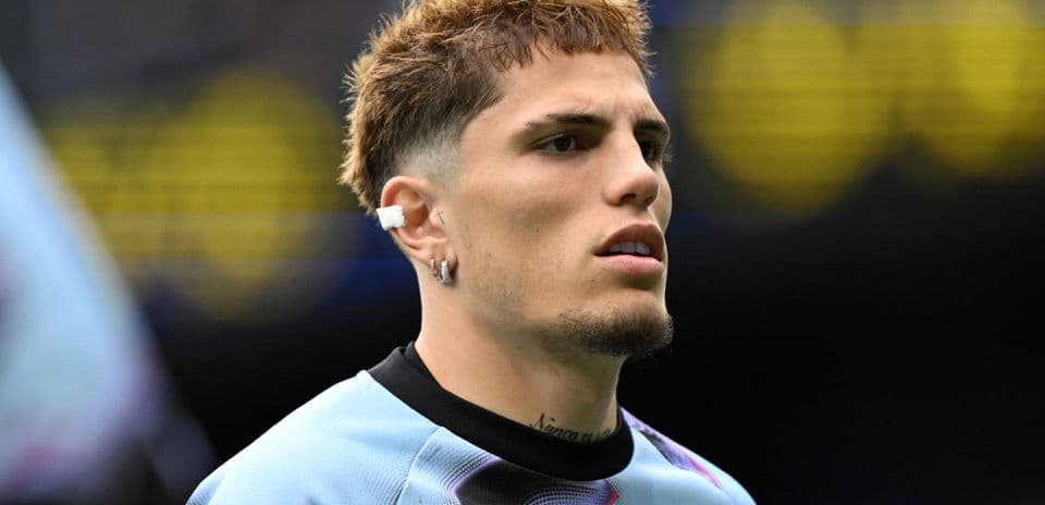 Alejandro Garnacho Faces Tough Times at Aston Villa with Possible January Move