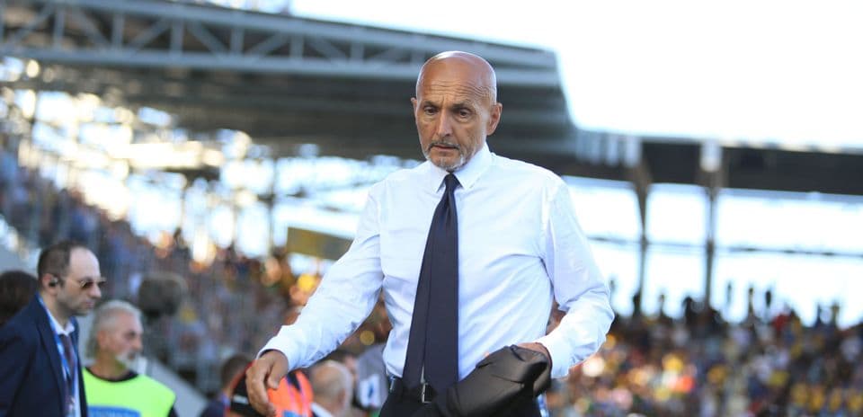Juventus Pursues Alexander Sorloth After Spalletti Criticizes Randal Kolo Muani