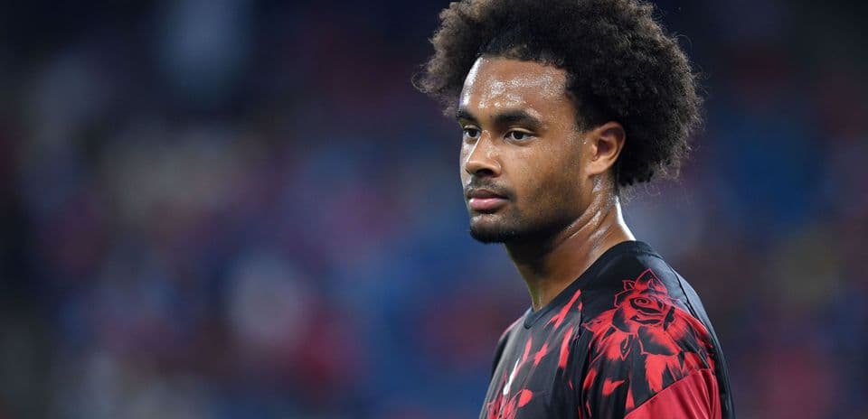 Everton Make Last-Minute Loan Bid for Manchester United's Joshua Zirkzee