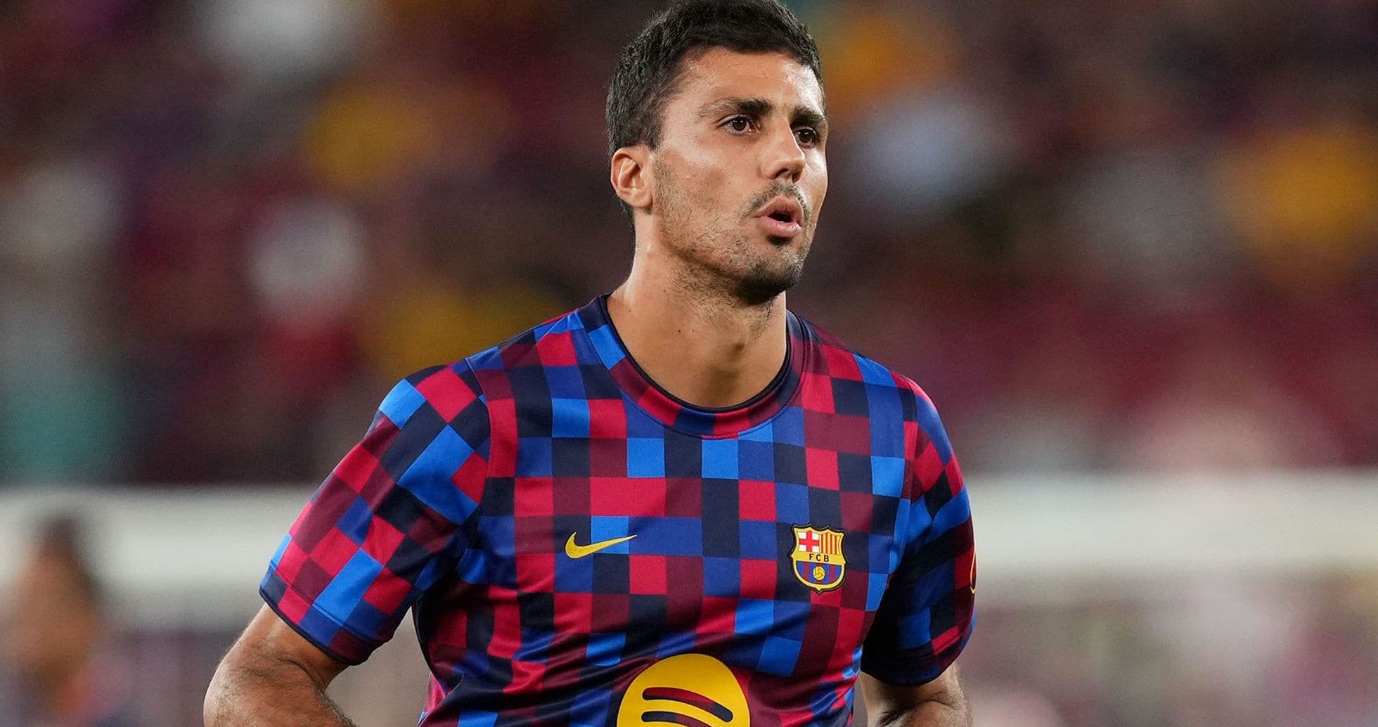 Rodri Emphasizes Barcelona's Need for Tactical Solidity Over Flair to Triumph in Europe