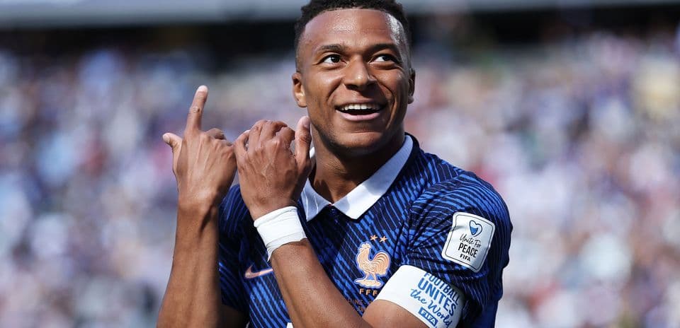 Didier Deschamps Confirms Kylian Mbappe Fit for France's World Cup Semi-Final Against Spain