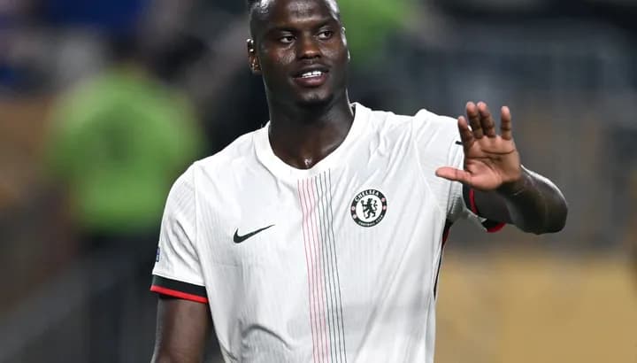 Napoli Eyes Chelsea's Benoit Badiashile Amid Defensive Injury Concerns