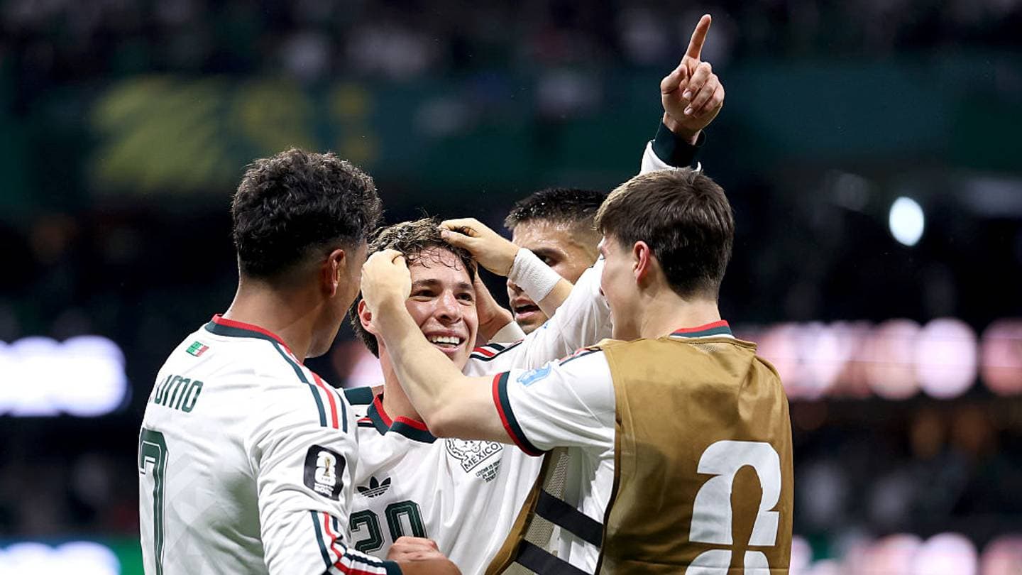 Mexico Shines in Group Stage Finale with a Dominant 3-0 Win Over Czechia