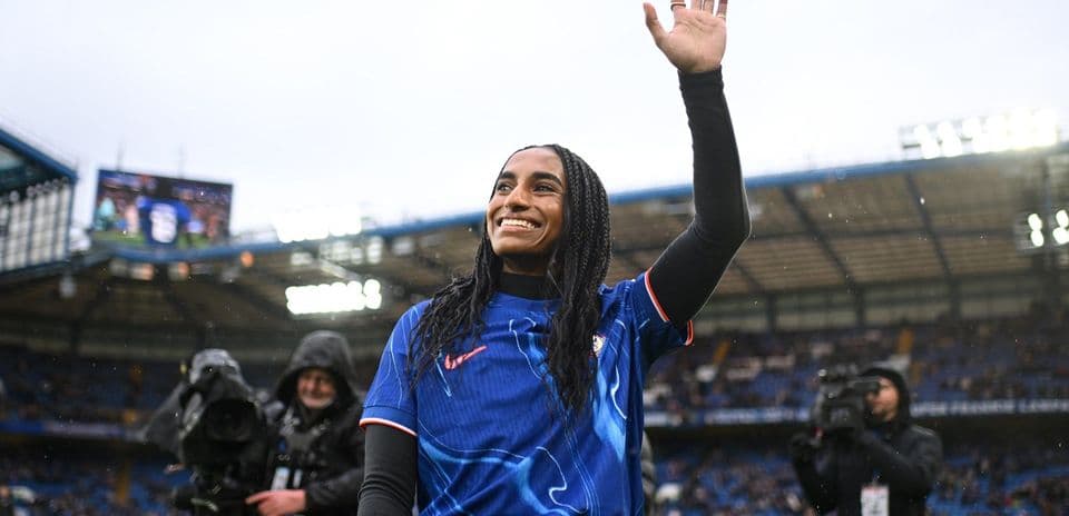 The Biggest Transfers in Women's Football History: Record-Breaking Deals of 2025