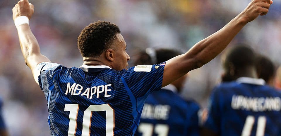 2026 World Cup Overnight Recap: Mexico Advances with Strong Defense and Mbappé Shines