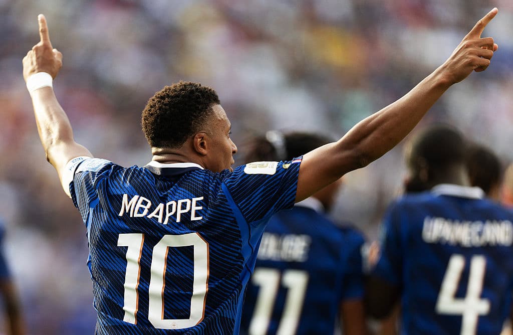 2026 World Cup Overnight Recap: Mexico Advances with Strong Defense and Mbappé Shines
