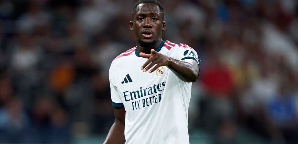 Ibrahima Konate Withdraws from France Squad Due to Injury; Man Utd's Leny Yoro Called Up