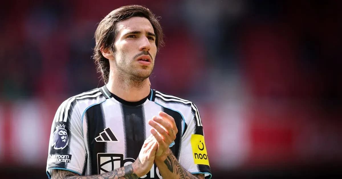 Player in Newcastle United kit during match Player in Newcastle United kit during match