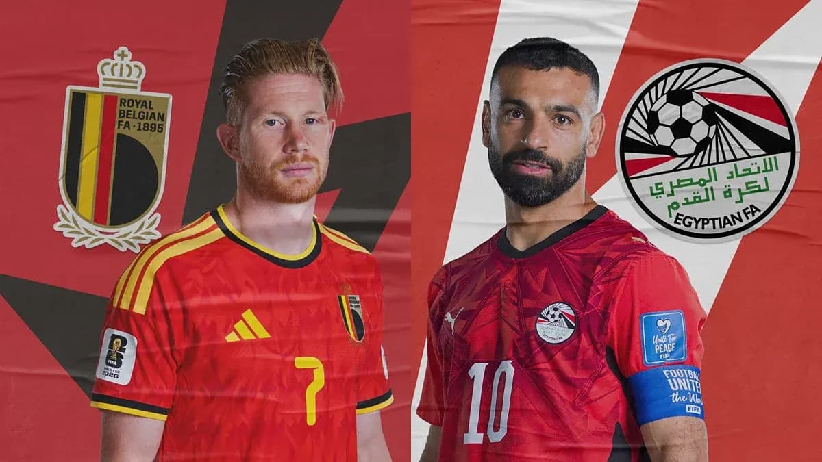 Kevin De Bruyne and Mohamed Salah before match Kevin De Bruyne and Mohamed Salah before match