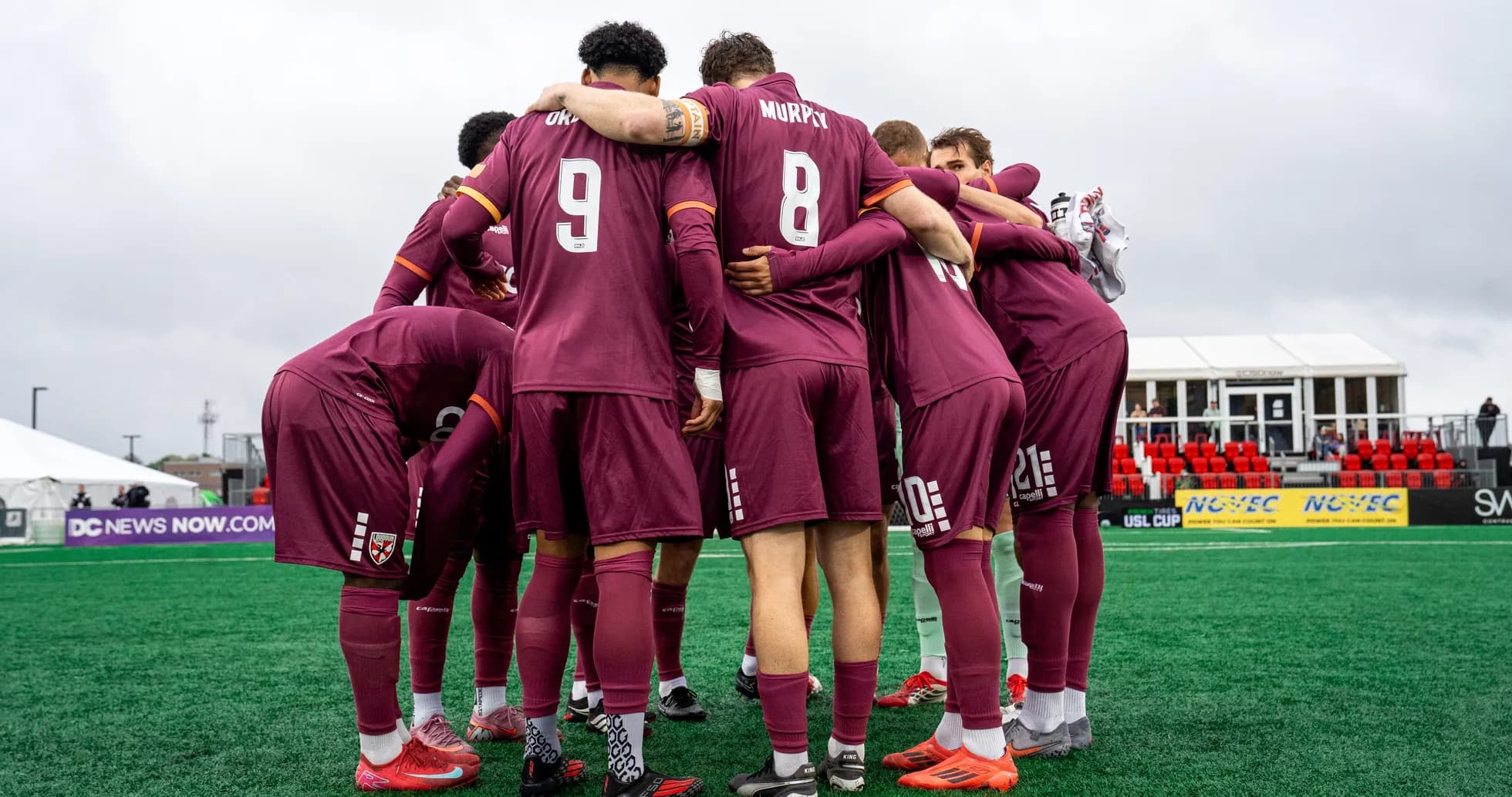 Loudoun United players in huddle before match Loudoun United players in huddle before match
