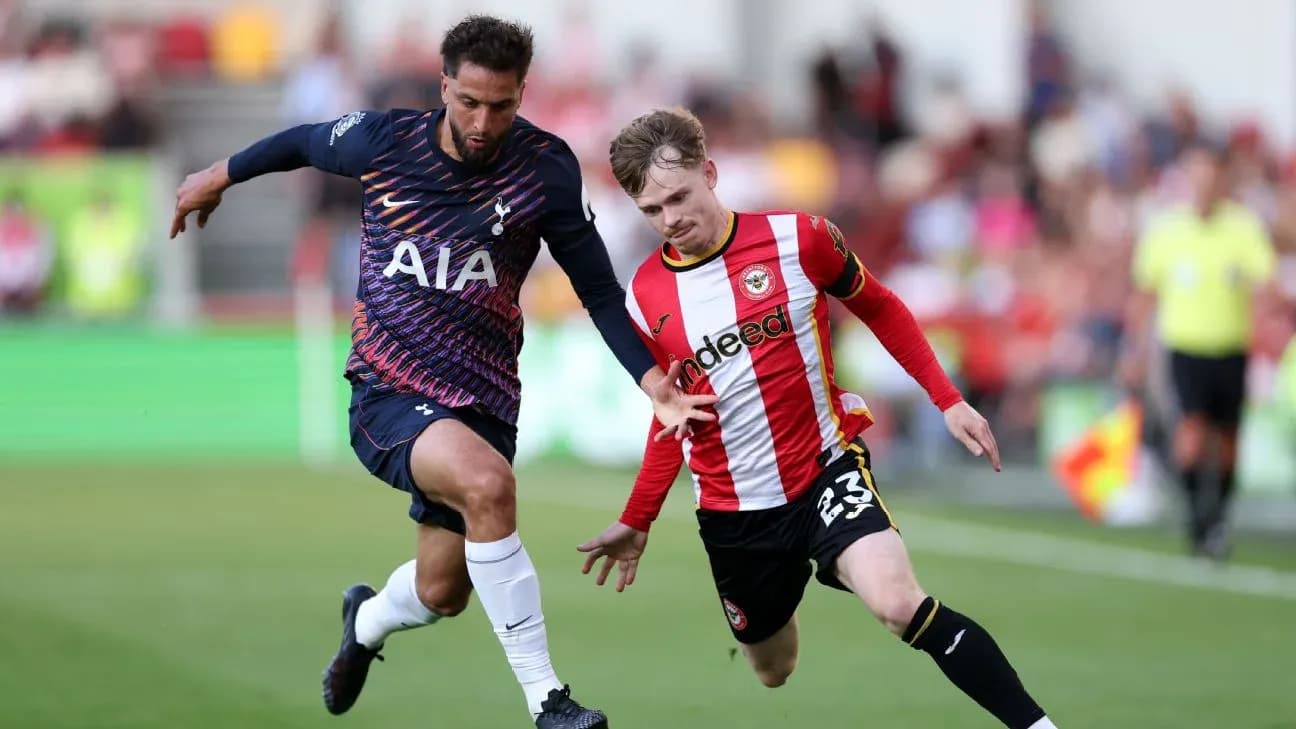 Brentford player chasing Tottenham opponent Brentford player chasing Tottenham opponent