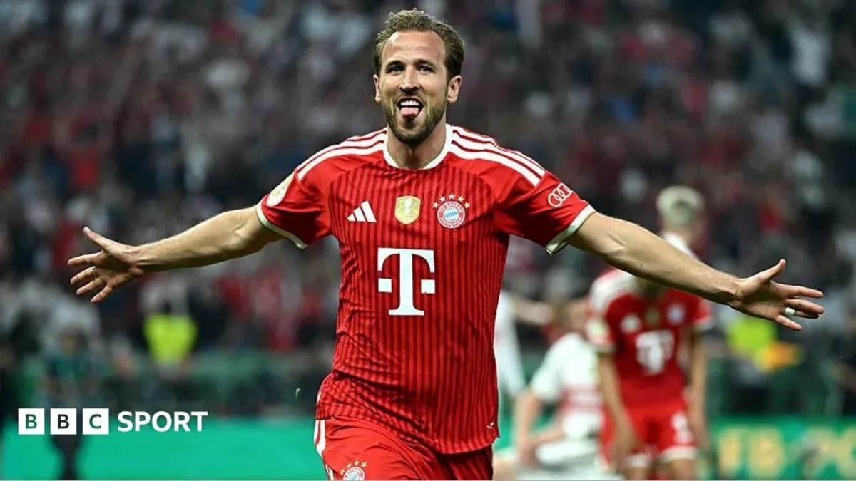 Bayern Munich player celebrating a goal Bayern Munich player celebrating a goal