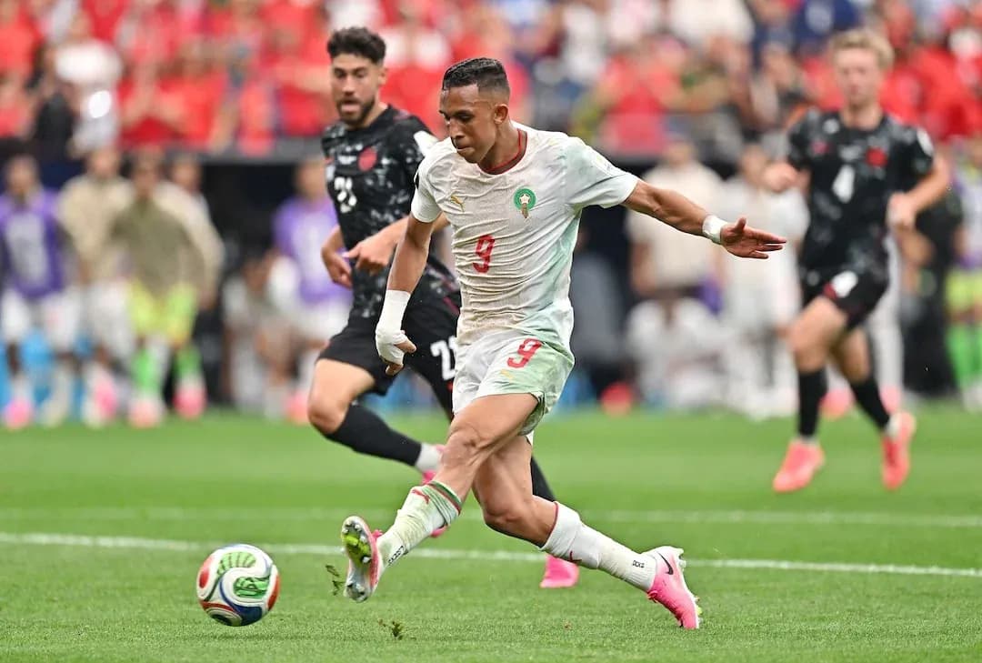 Moroccan player taking a shot during match Moroccan player taking a shot during match