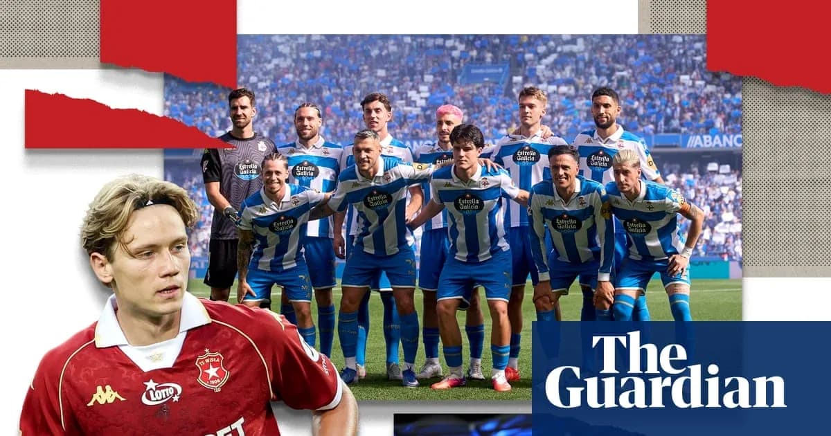Football team posing for photo on pitch Football team posing for photo on pitch