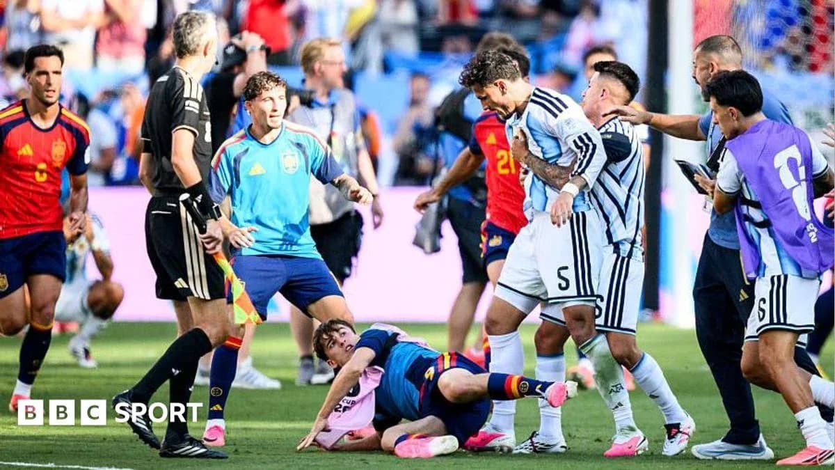 Players from Argentina and Spain in heated confrontation Players from Argentina and Spain in heated confrontation