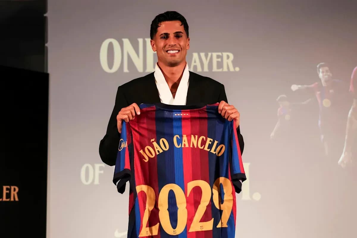 Player presenting Barcelona jersey at event Player presenting Barcelona jersey at event