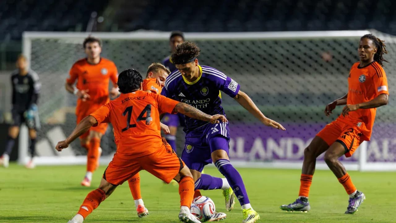 Players competing during Huntsville City vs Orlando City II Players competing during Huntsville City vs Orlando City II