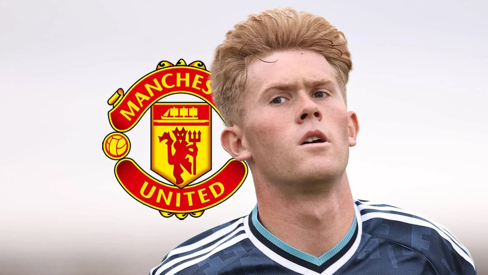 Player in Manchester United kit with club logo Player in Manchester United kit with club logo