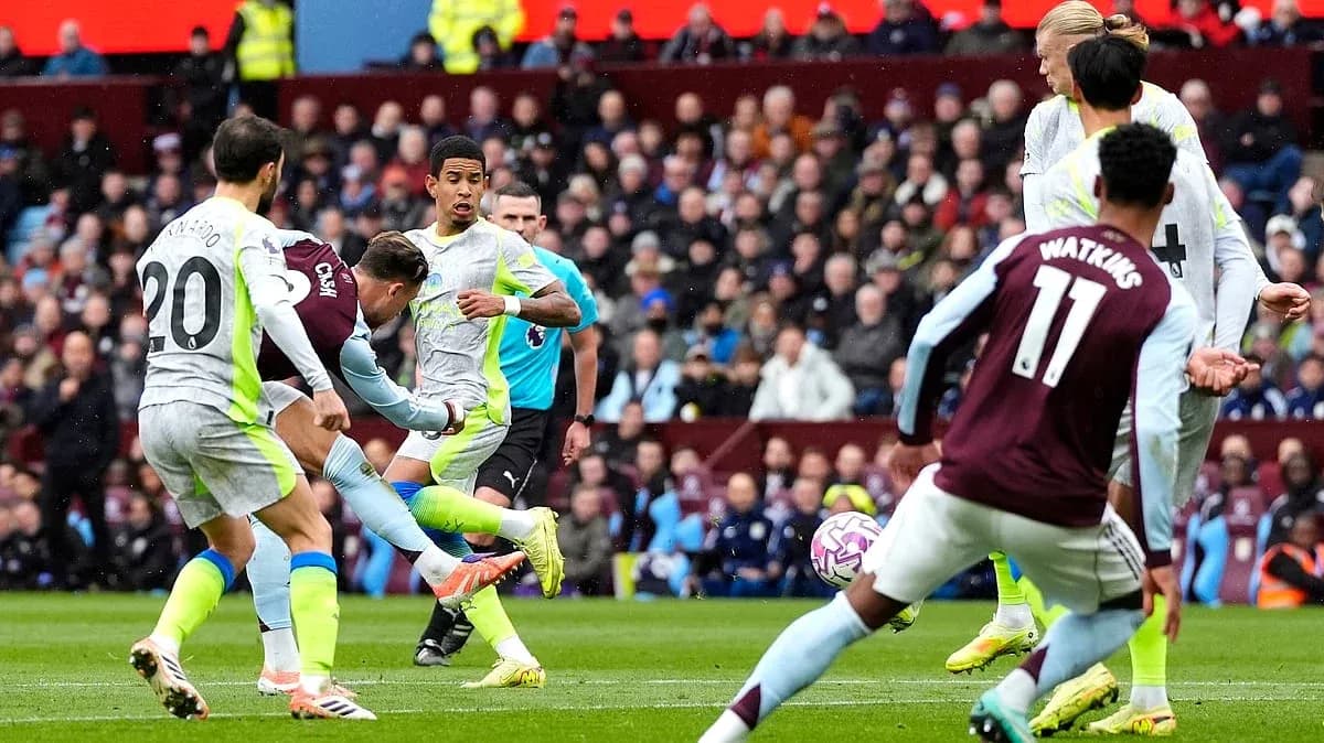 Players competing during Manchester City vs Aston Villa match Players competing during Manchester City vs Aston Villa match