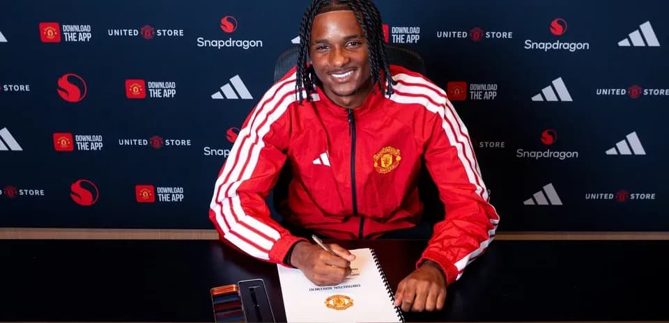 Player signing contract at Manchester United announcement Player signing contract at Manchester United announcement