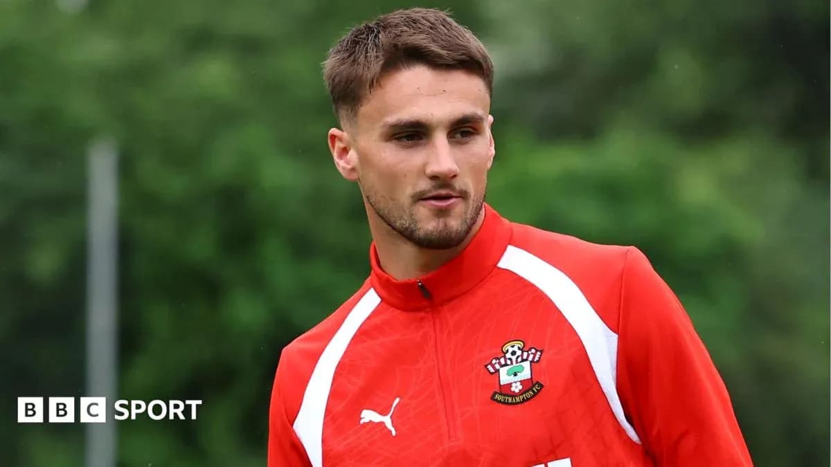 Player in Southampton training kit at practice session Player in Southampton training kit at practice session