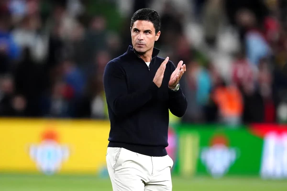 Coach clapping on the sidelines during a match Coach clapping on the sidelines during a match