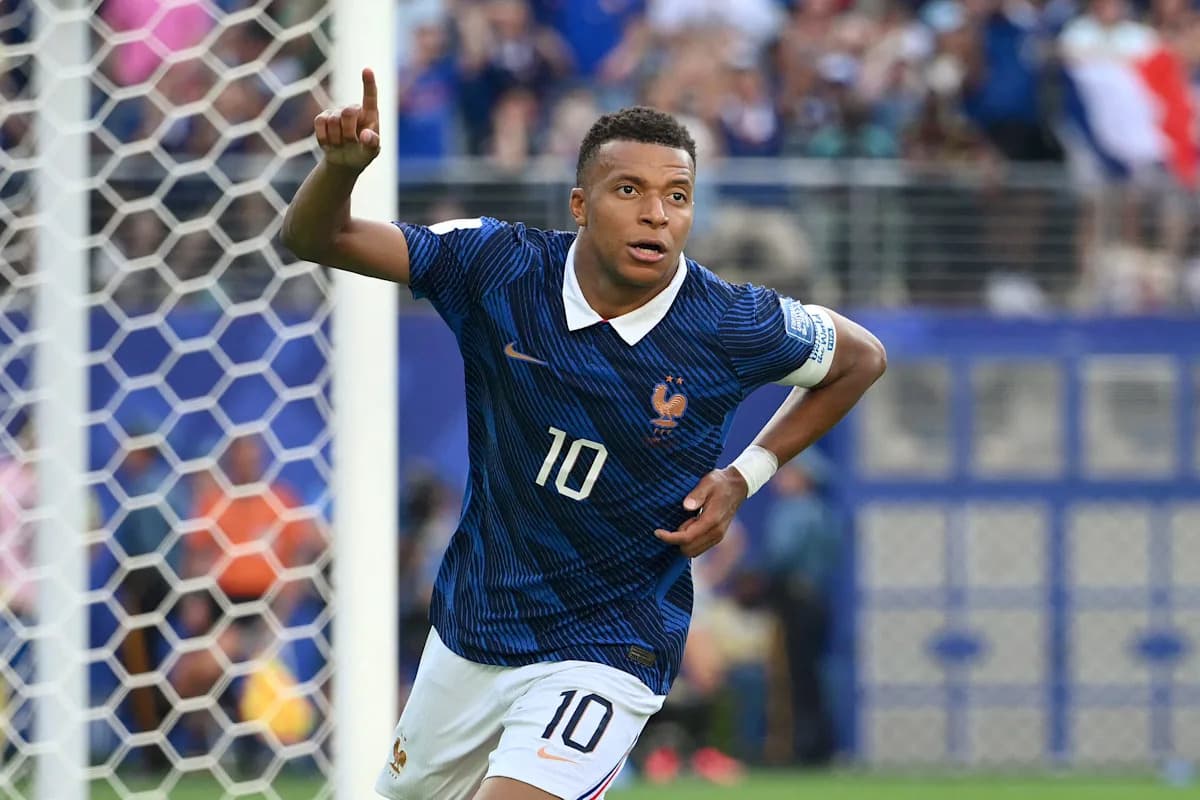 Kylian Mbappé's World Cup Goal Record and How It Compares to Messi Kylian Mbappé's World Cup Goal Record and How It Compares to Messi