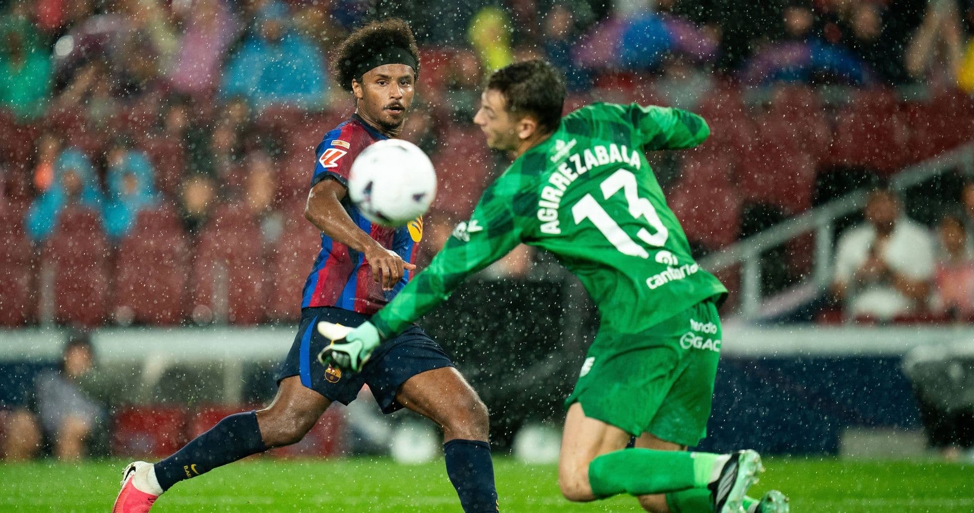 Hansi Flick Leads Barcelona to Record-Breaking Seven Wins in a Row Hansi Flick Leads Barcelona to Record-Breaking Seven Wins in a Row