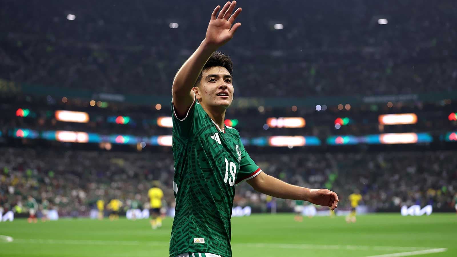 Liverpool Eyes 17-Year-Old Mexican Midfielder Gilberto Mora for Summer Transfer Liverpool Eyes 17-Year-Old Mexican Midfielder Gilberto Mora for Summer Transfer